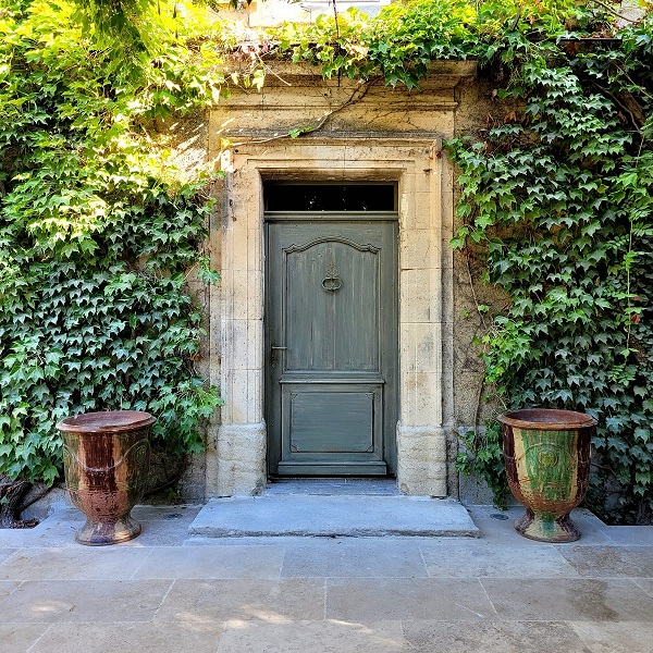 Porte d'entrée sur mesure en bois